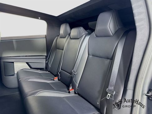 Used 2025 Tesla Cybertruck AWD Crew Cab image 28