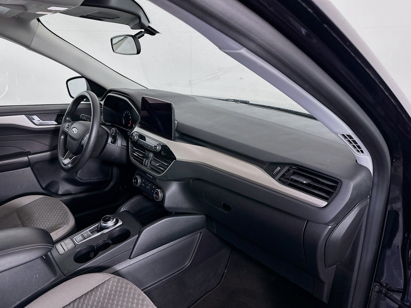 Used 2021 Ford Escape SE FWD image 26
