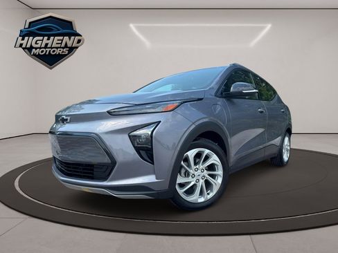 Used 2023 Chevrolet Bolt EUV LT image 2