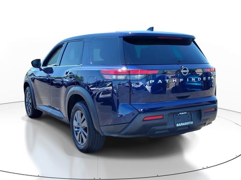 Used 2022 Nissan Pathfinder S FWD image 4