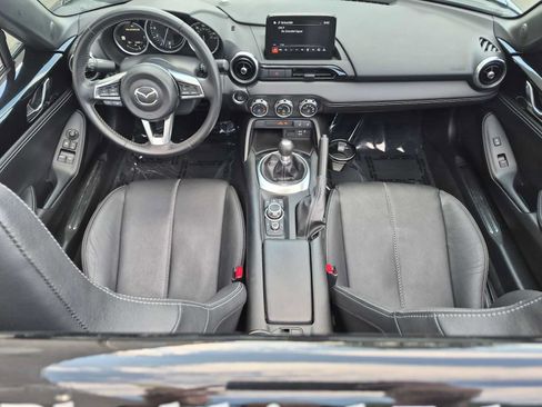 Used 2021 MAZDA MX-5 Miata Grand Touring RWD image 17