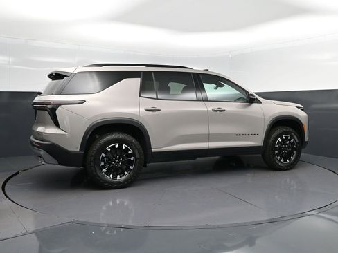 New 2026 Chevrolet Traverse Z71 w/ Enhanced Driving Package image 8