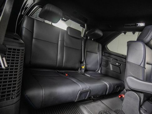 Used 2025 Toyota Sequoia Platinum AWD/4WD image 14
