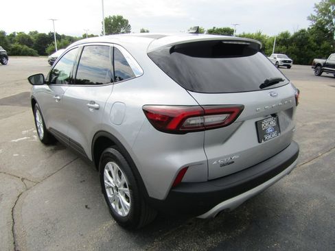 Used 2023 Ford Escape Active w/ Tech Pack #2 image 4