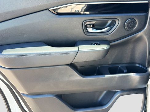 Used 2025 Honda Pilot EX-L image 27
