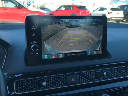 Used 2023 Honda Civic Touring image 18