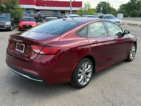 Used 2016 Chrysler 200 S w/ Comfort Group FWD image 5