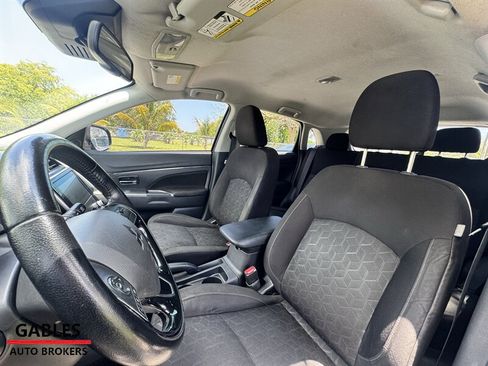 Used 2021 Mitsubishi Outlander Sport SE FWD image 23