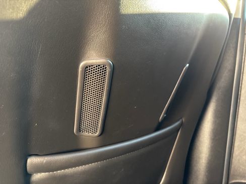 Used 2016 GMC Yukon Denali w/ Open Road Package image 27