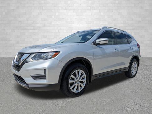Used 2018 Nissan Rogue SV FWD image 5