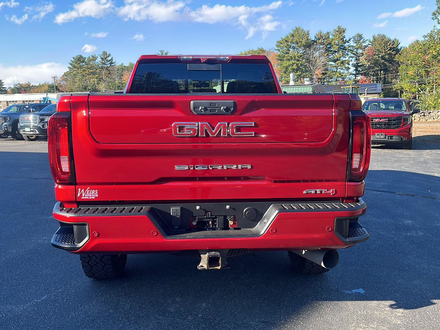 Used 2022 GMC Sierra 2500 AT4 w/ AT4 Preferred Package AWD/4WD image 4