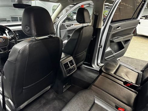 Used 2018 Volkswagen Atlas SEL image 41