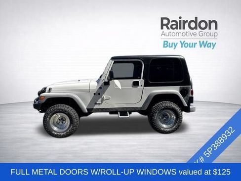 Used 2005 Jeep Wrangler X AWD/4WD image 4