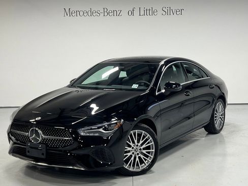 Used 2025 Mercedes-Benz CLA 250 4MATIC image 1