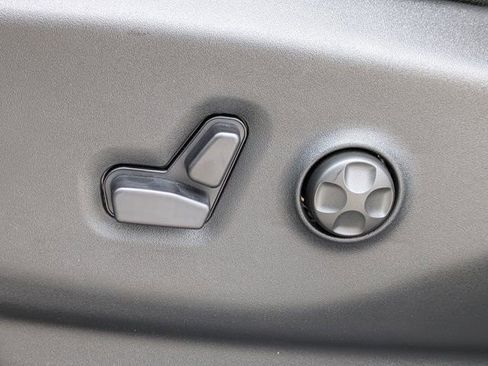 New 2026 Chrysler Pacifica Limited w/ S Appearance Package image 21