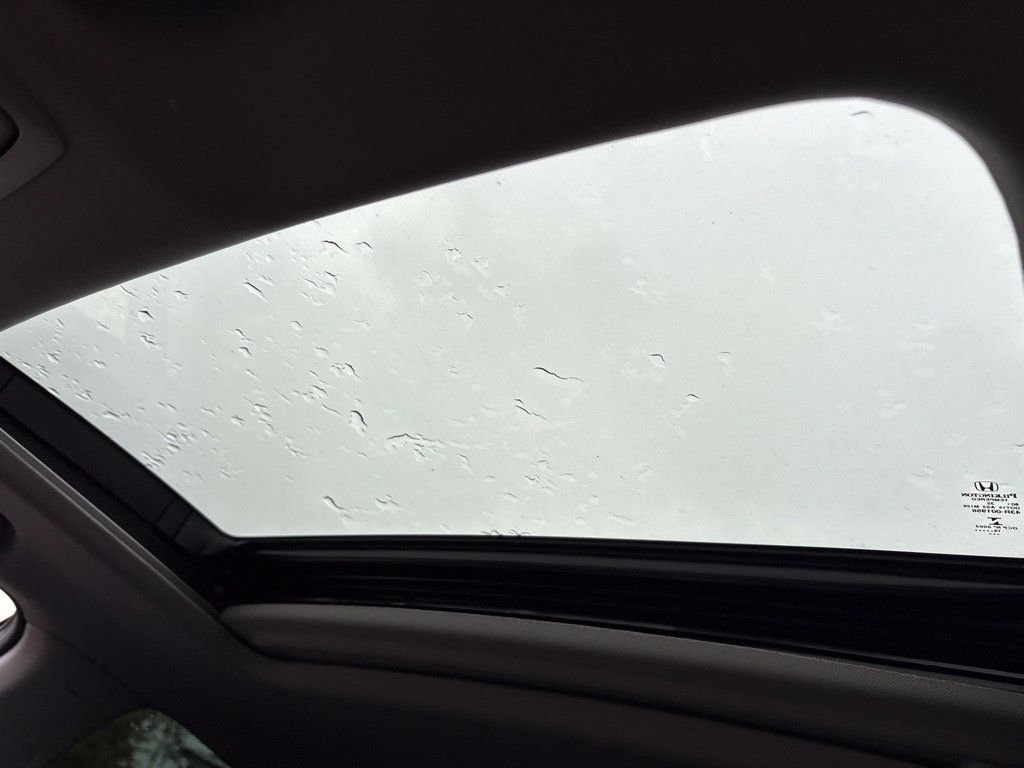 Used 2019 Honda Accord EX image 5