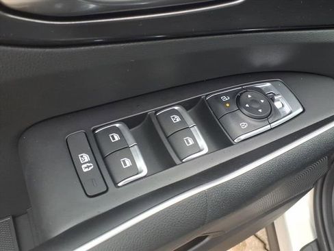 New 2026 Kia Sorento S image 14