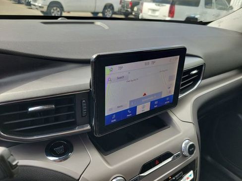 Used 2022 Ford Explorer XLT w/ Equipment Group 202A image 21