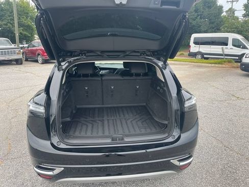 Used 2023 Buick Envision Avenir FWD image 8