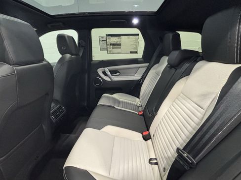 New 2026 Land Rover Discovery Sport Landmark AWD/4WD image 6