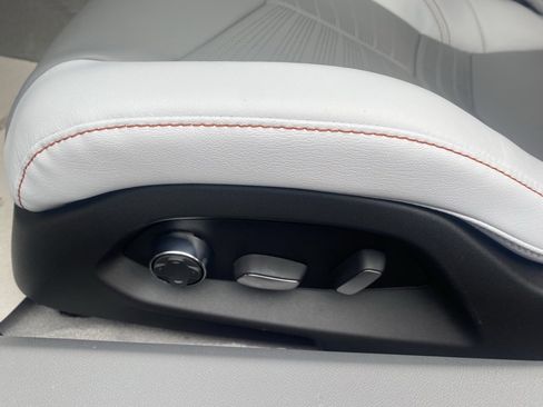 New 2026 Chevrolet Corvette Stingray Premium Conv w/ Battery Protection Package image 11