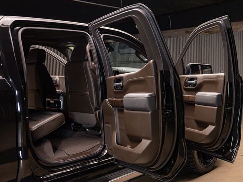 Used 2021 GMC Sierra 1500 Denali w/ Denali Premium Package image 29