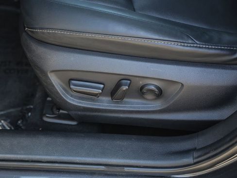 Used 2021 Toyota Prius Prime XLE FWD image 26