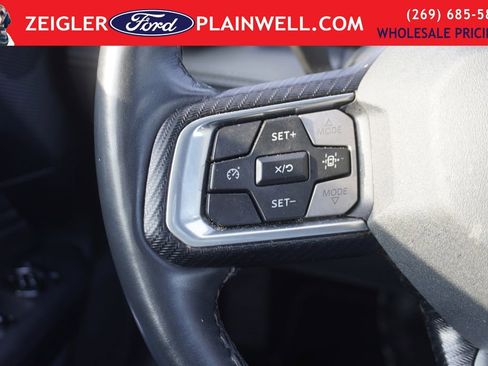 Used 2024 Ford Mustang Premium image 17