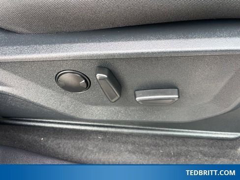 Certified 2023 Ford F150 XLT w/ Equipment Group 302A High image 21