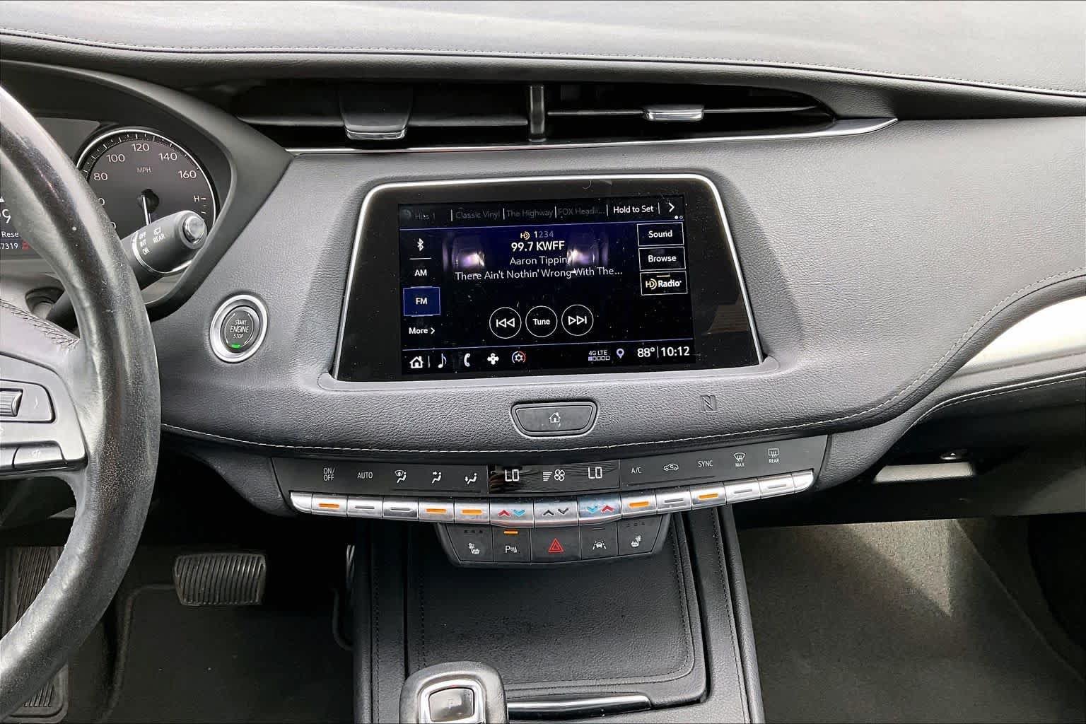 Used 2019 Cadillac XT4 Premium Luxury w/ Cold Weather Package FWD image 7