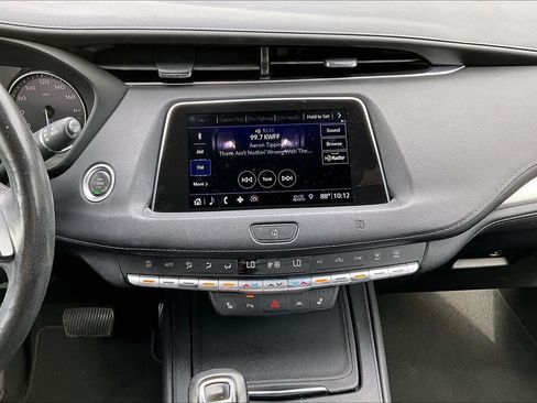 Used 2019 Cadillac XT4 Premium Luxury w/ Cold Weather Package FWD image 7