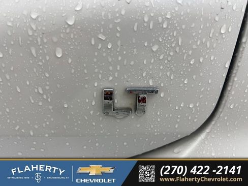 Used 2020 Chevrolet Equinox LT image 18