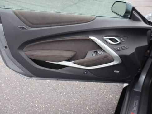 Used 2022 Chevrolet Camaro ZL1 RWD image 22