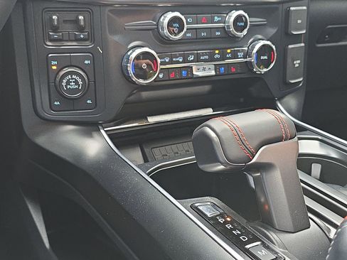 Used 2025 Ford F150 Raptor AWD/4WD image 20