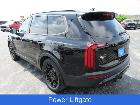 Used 2021 Kia Telluride SX w/ SX Prestige Package AWD/4WD image 3