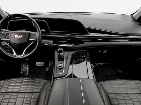 Used 2023 Cadillac Escalade ESV V image 11