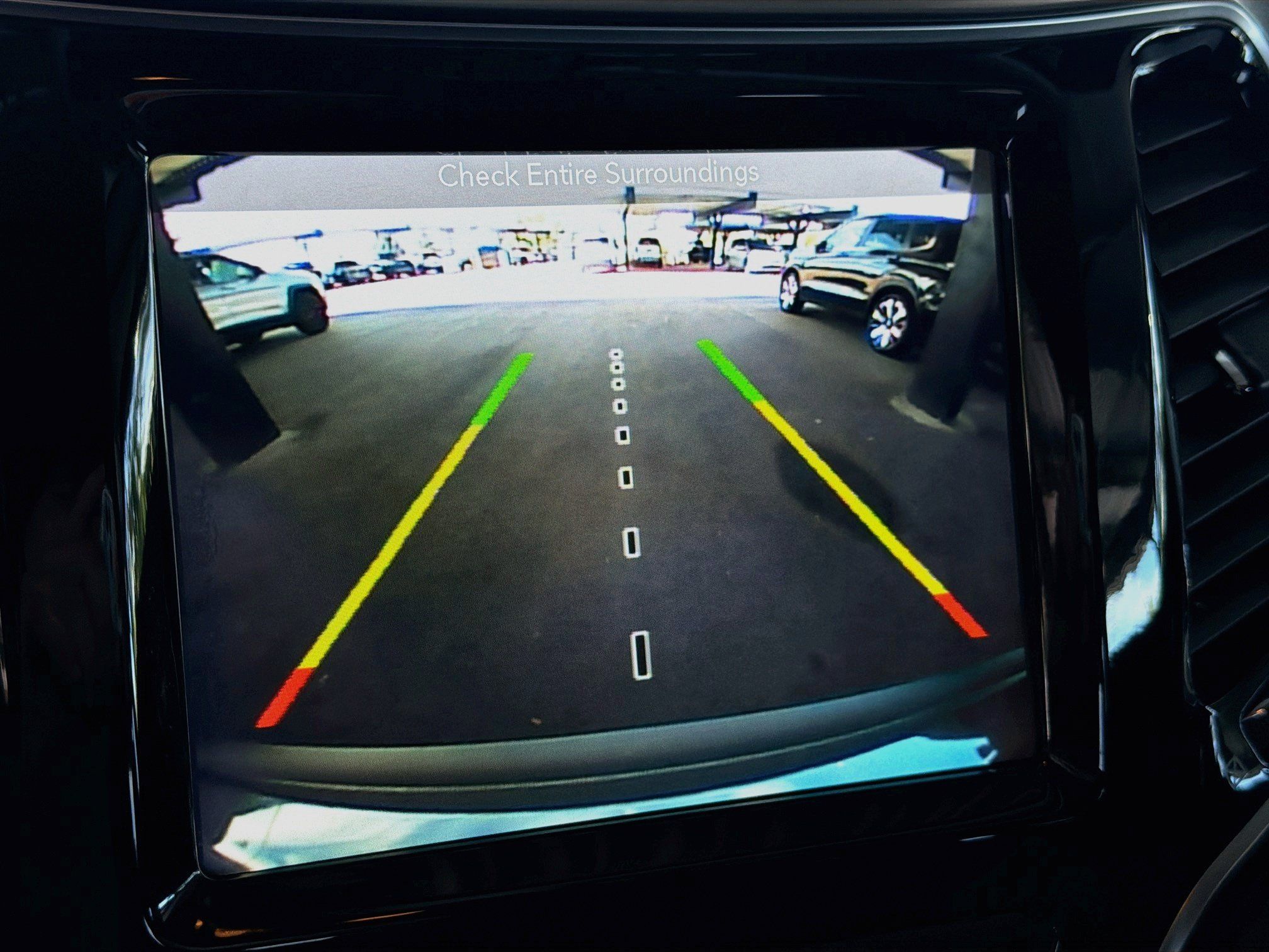 Used 2019 Jeep Cherokee Limited AWD/4WD image 22