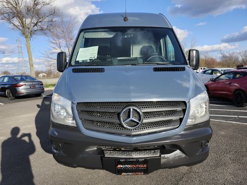 Used 2018 Mercedes-Benz Sprinter 2500 image 9