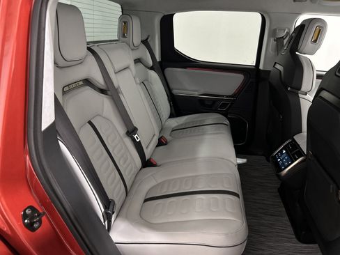 Used 2023 Rivian R1T Adventure Dual AWD/4WD image 22