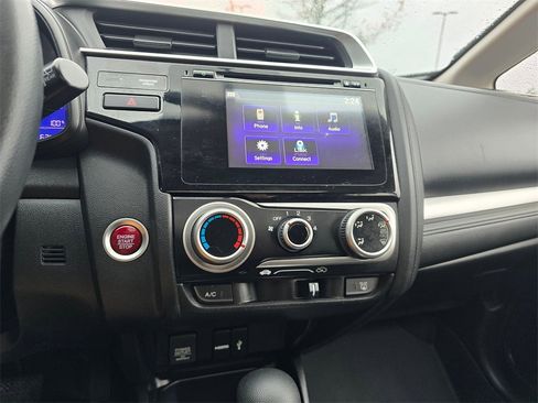 Used 2016 Honda Fit EX image 18