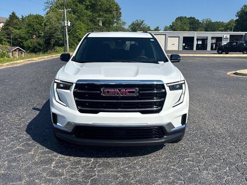 Used 2026 GMC Acadia Elevation AWD/4WD image 2