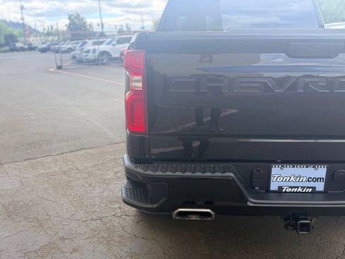Used 2024 Chevrolet Silverado 1500 RST AWD/4WD image 7