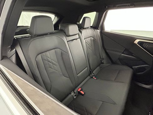 Used 2025 BMW X3 xDrive30i w/ Premium Package image 37