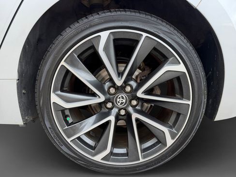 Used 2020 Toyota Corolla XSE FWD image 11