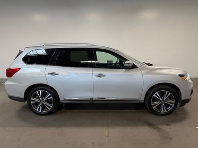 Used 2020 Nissan Pathfinder Platinum