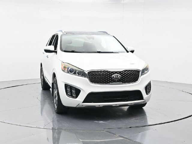 Used 2016 Kia Sorento SX w/ SXL Technology Package AWD/4WD image 4