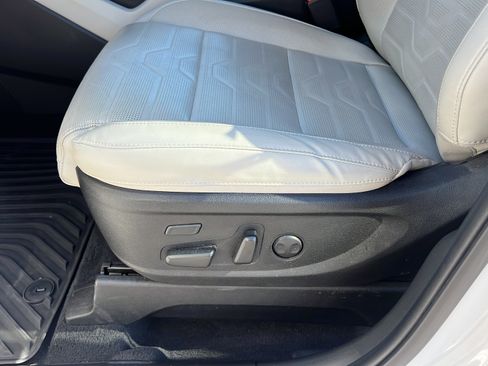 Certified 2022 Kia Telluride SX w/ SX Prestige Package AWD/4WD image 14