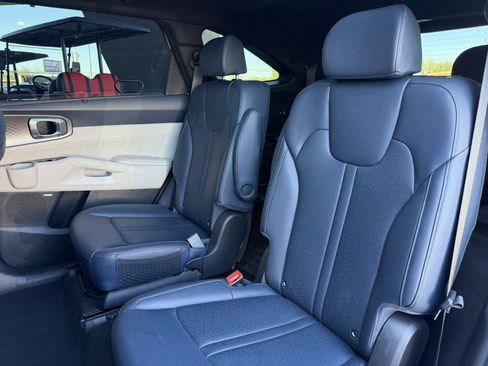 Used 2023 Kia Sorento SX Prestige image 37