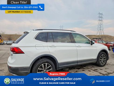 Used 2018 Volkswagen Tiguan SE w/ 3rd Row Seat Package AWD/4WD image 4