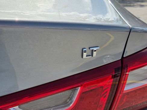 Used 2024 Chevrolet Malibu LT image 12